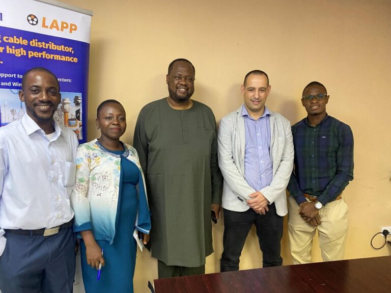 Dia da Industrialização em Africa, com Luciano Costa